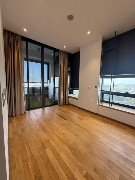 Nouvel 18, 18 Anderson Road, Tanglin / Holland / Bukit Timah, 4 Bedrooms, 2,476 sqft, Condominium For Sale, by Tricia Lim, 60196922 - Balcony - PropertyGuru.com.sg