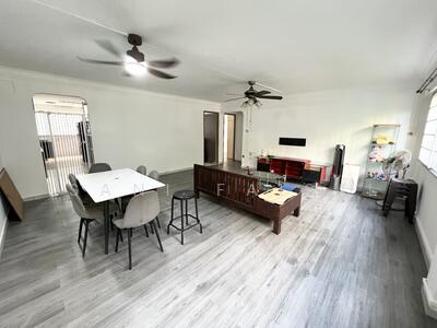 For Sale - 440 Yishun Avenue 11