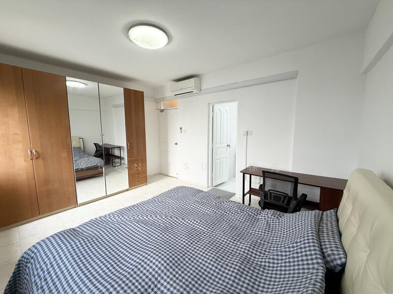 For Rent - Master Bedroom at Siglap MRT