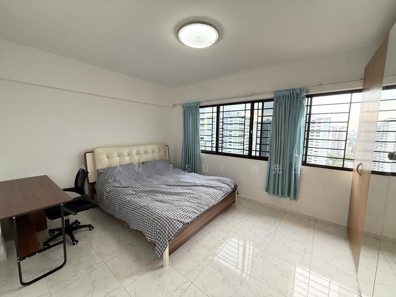 For Rent - Master Bedroom at Siglap MRT