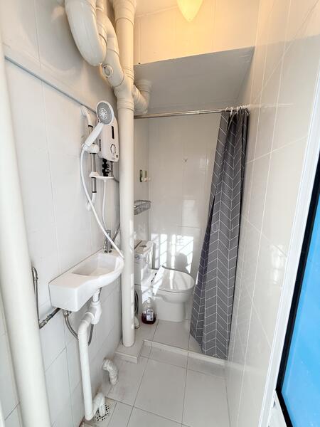 Cheap Bedroom @ Siglap MRT, Marine Parade Road, Room Rental, 120 sqft, Condominium For Rent, by Alan Tsui 徐先生, 60197203 - PropertyGuru.com.sg