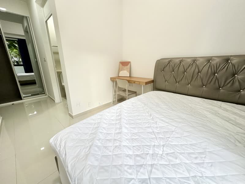 8 Farrer Suites, 8 Sing Joo Walk, Room Rental, 190 sqft, Apartment For Rent, by Zheng Chao, 60197277 - Bedroom - PropertyGuru.com.sg