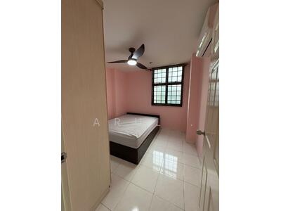 For Rent - 359C Admiralty Drive