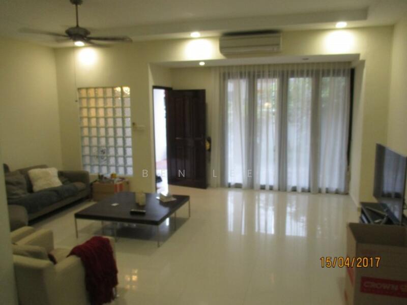 For Rent - D11 -21 Bukit timah beauty world mrt 4 bedroom house