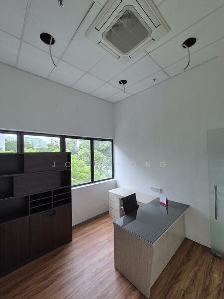 fitted window unit @ hougang!, own door unit has rooms & remote aircons!, 1,700 sqft, Light Industrial (B1) For Rent, by Joel Yong, 60197415 - CommercialGuru.com.sg