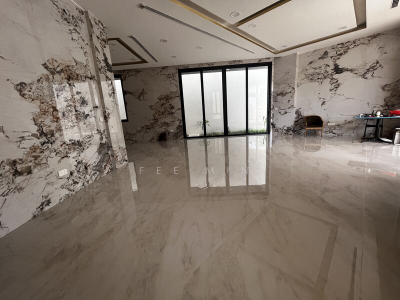 For Sale - Hougang Ave 1