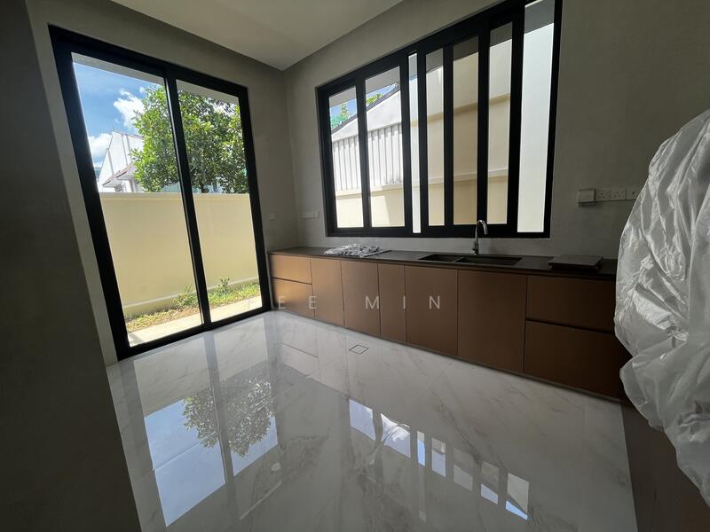 For Sale - Hougang Ave 1