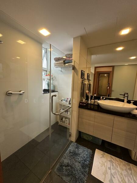 Attached Bathroom 