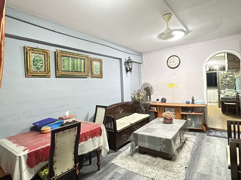 34 Jalan Bahagia, 34 Jalan Bahagia, 2 Bedrooms, 570 sqft, HDB Flat For Sale, by Mohd Yussaini, 60197466 - Living Room - PropertyGuru.com.sg