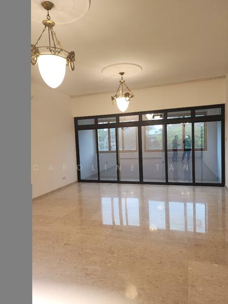 For Sale - Balmoral Plaza