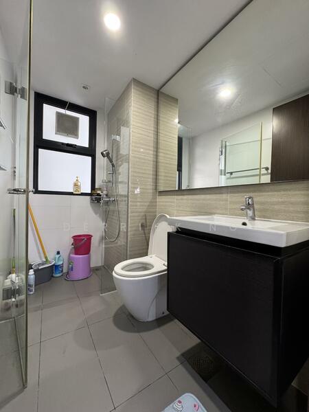 For Sale - Riverparc Residence