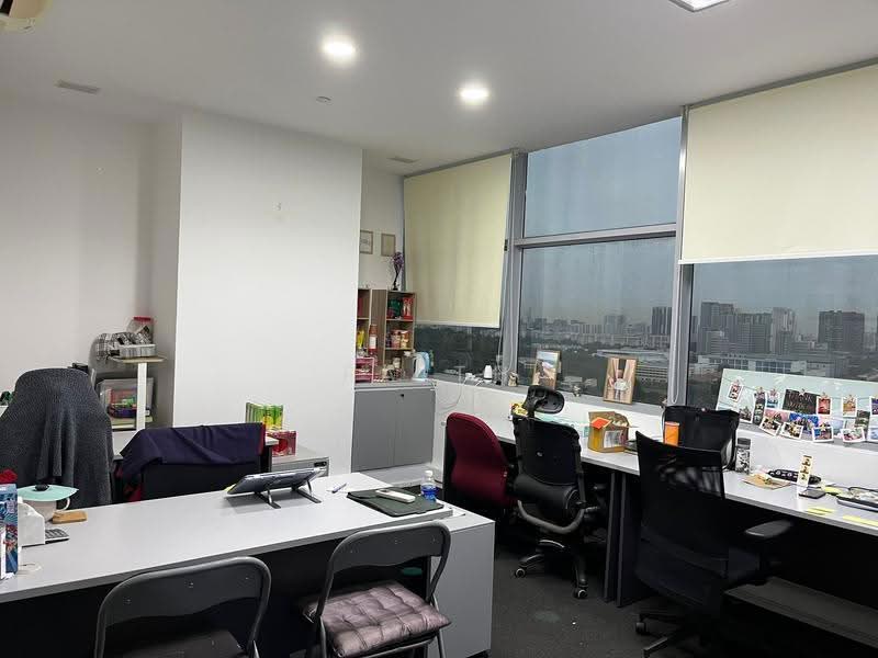 Wcega Tower, 21 Bukit Batok Crescent, Dairy Farm / Bukit Panjang / Choa Chu Kang, 1,076 sqft, Light Industrial (B1) For Sale, by Faith Quek, 60197654 - Study - CommercialGuru.com.sg