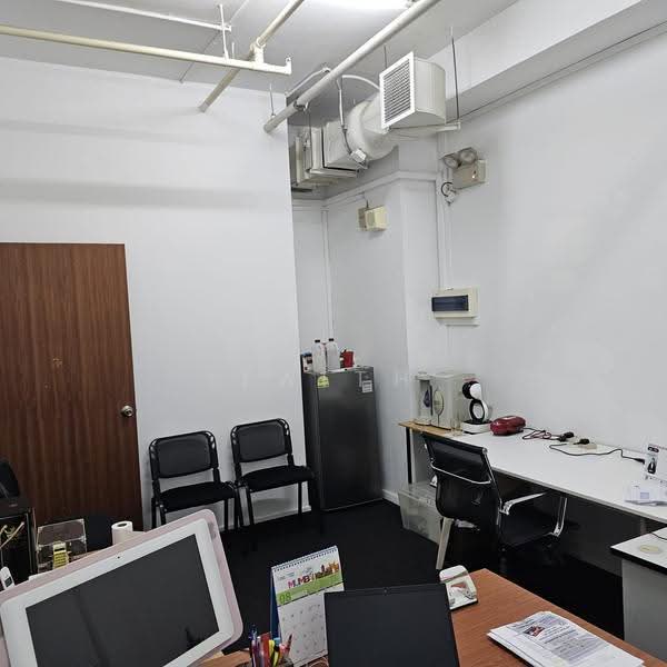 Wcega Tower, 21 Bukit Batok Crescent, Dairy Farm / Bukit Panjang / Choa Chu Kang, 1,076 sqft, Light Industrial (B1) For Sale, by Faith Quek, 60197654 - Interior - CommercialGuru.com.sg