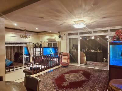 For Sale - Gerald Mugliston Estate