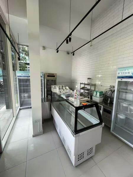 Shop in Pasir Panjang for sale, , 269 sqft, Other Retail For Sale, by Chris Goh, 60197731 - Kitchen - CommercialGuru.com.sg
