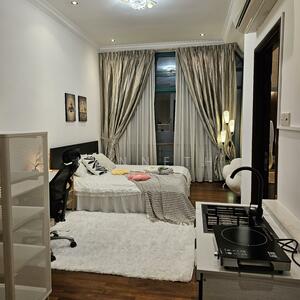 For Rent - Kew Crescent