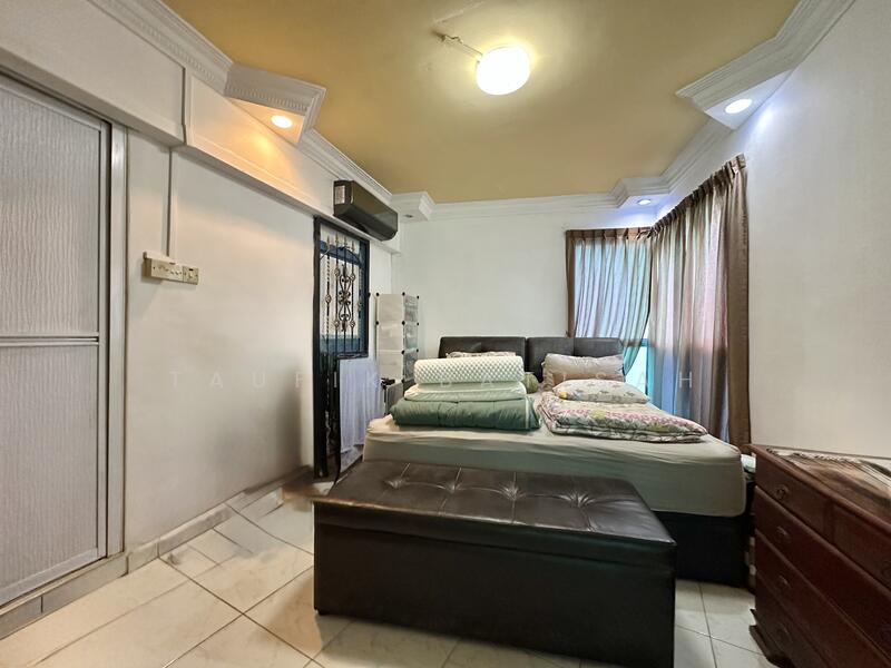 For Sale - 468C Admiralty Drive