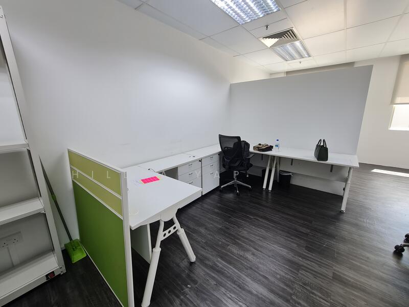 Burlington Square, 175 Bencoolen Street, 570 sqft, Office For Sale, by Hillda Yap ヒルダー, 60197939 - CommercialGuru.com.sg