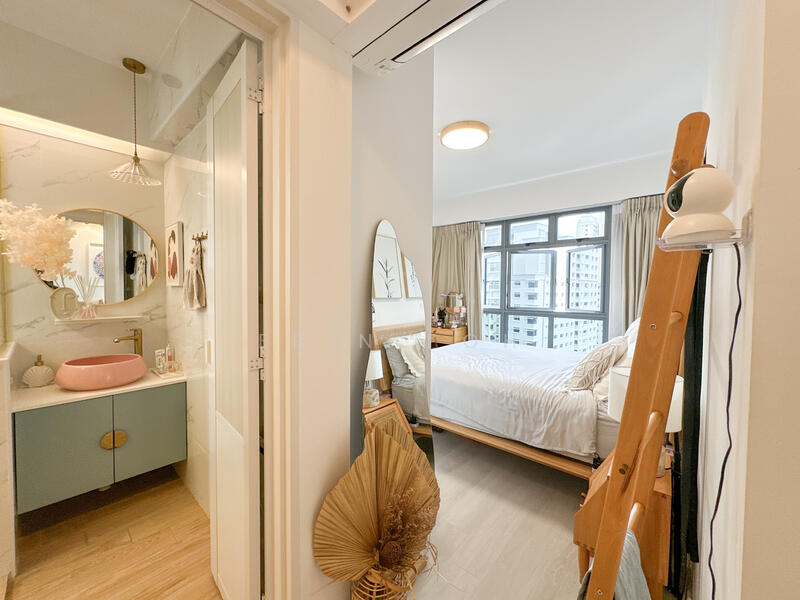 For Sale - 53 Strathmore Avenue