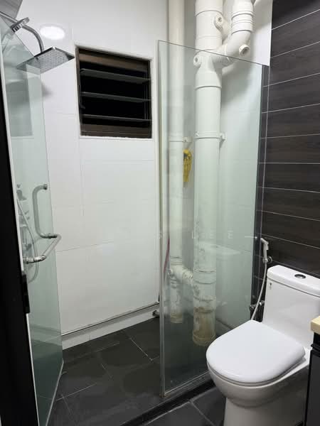 632 Jurong West Street 65, 632 Jurong West Street 65, Room Rental, 250 sqft, HDB Flat For Rent, by Chris Lee, 60198459 - Bathroom - PropertyGuru.com.sg