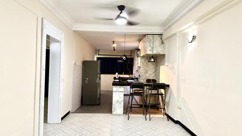 For Sale - 110 Jurong East Street 13