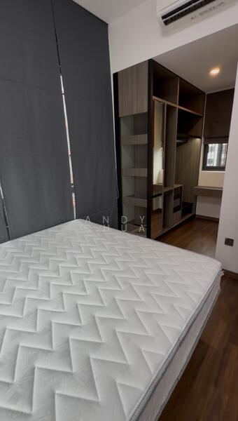 Master Bedroom & Walk-in Wardrobe