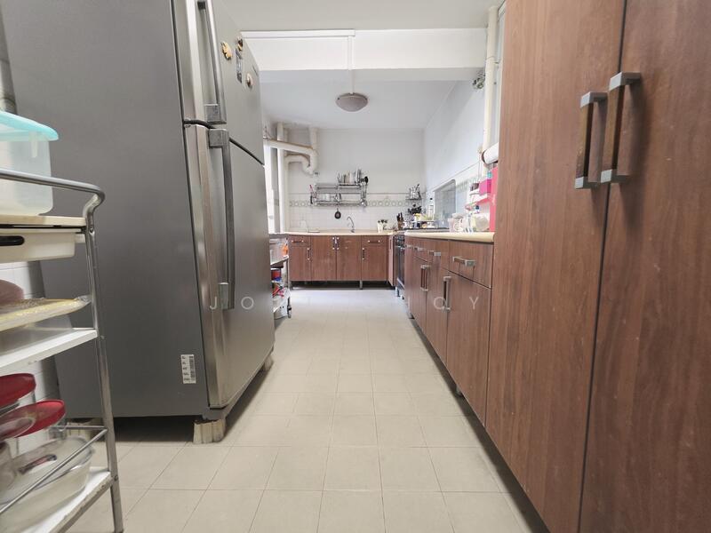 For Sale - 105 Spottiswoode Park Road