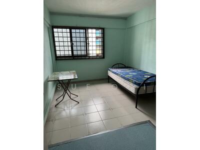 For Rent - 217 Serangoon Avenue 4