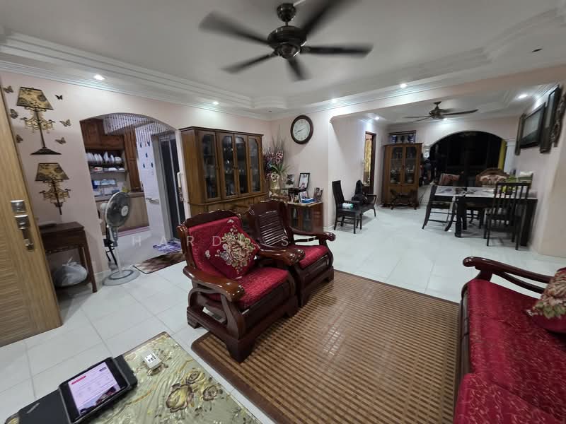 694 Jurong West Central 1, 694 Jurong West Central 1, 3 Bedrooms, 1,098 sqft, HDB Flat For Sale, by Hardi Sungif, 60198908 - Living Room - PropertyGuru.com.sg
