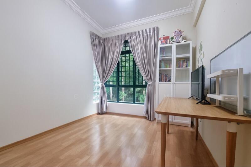 For Rent - Parc Palais