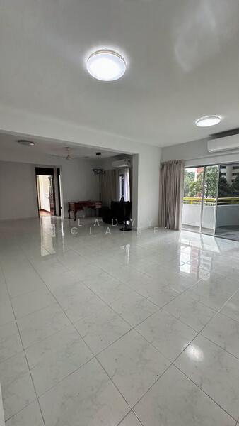 Living & Dining Area