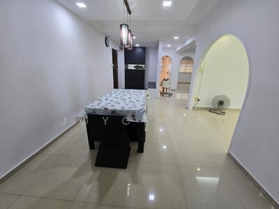 For Sale - 423 Hougang Avenue 6