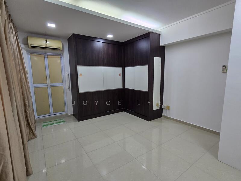 For Sale - 423 Hougang Avenue 6