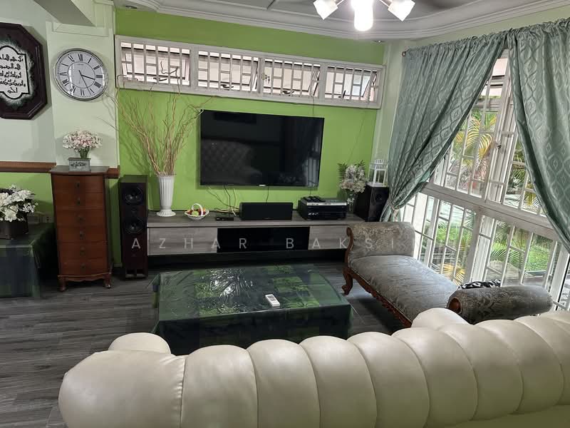 204 Boon Lay Drive, 204 Boon Lay Drive, 3 Bedrooms, 1,291 sqft, HDB Flat For Sale, by Azhar Baksin, 60199252 - Living Room - PropertyGuru.com.sg