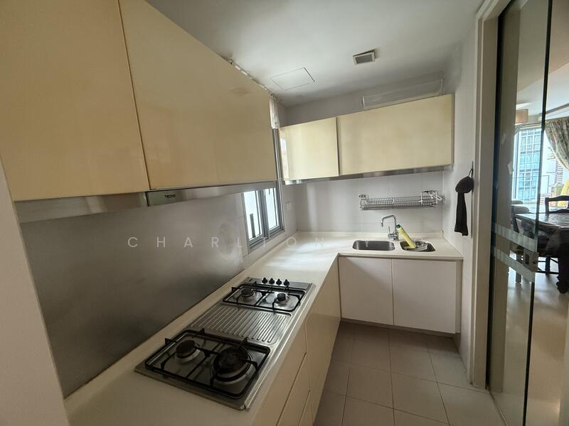 For Sale - Ferraria Park Condo