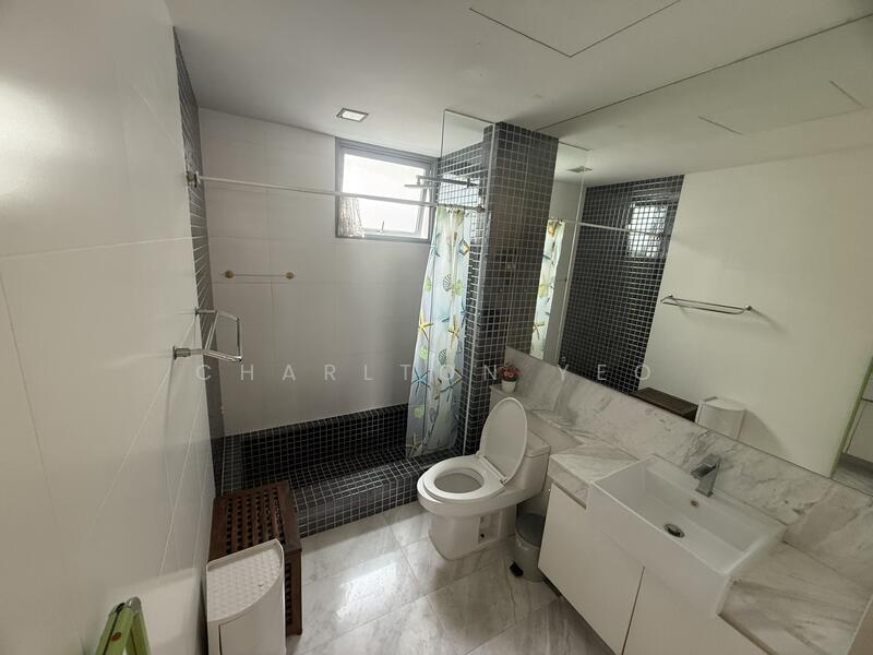 For Sale - Ferraria Park Condo