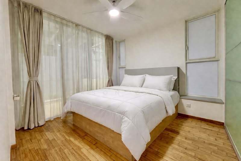 Parc Emily, 9 Mount Emily Road, 1 Bedroom, 710 sqft, Condominium For Sale, by Jason Goh, 60199444 - Bedroom - PropertyGuru.com.sg