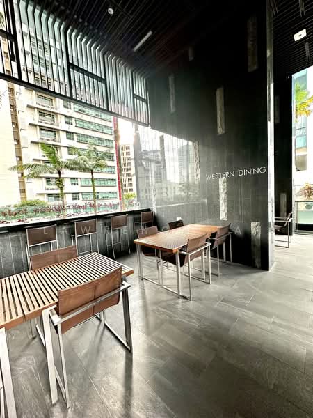 For Sale - Lincoln Suites