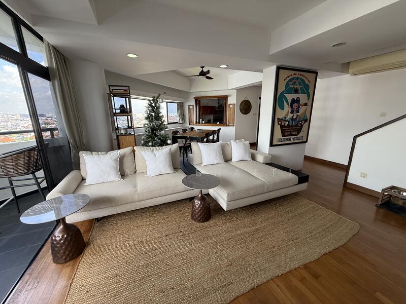 Spacious Living Area