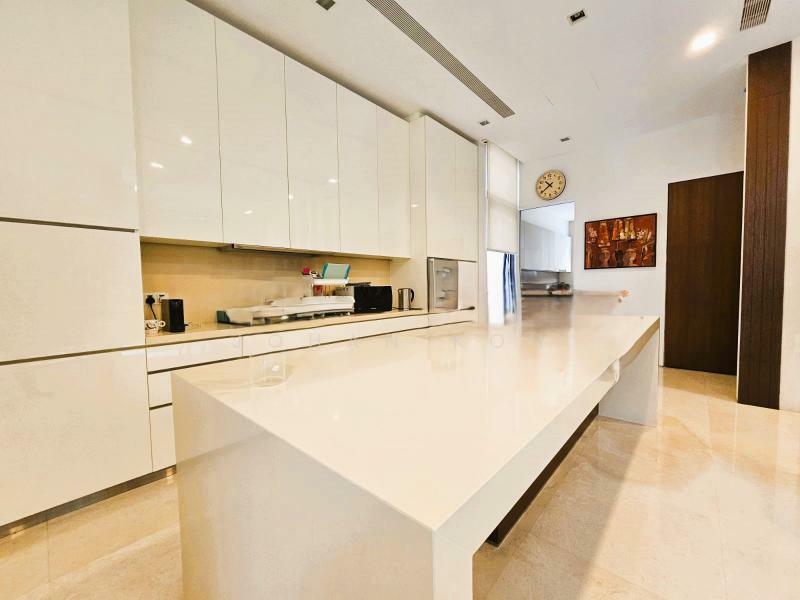 For Sale - ⭐️ Spacious 9930 sqft built up ⭐️Branksome Goodman Bungalow ⭐️ Modern Renovated