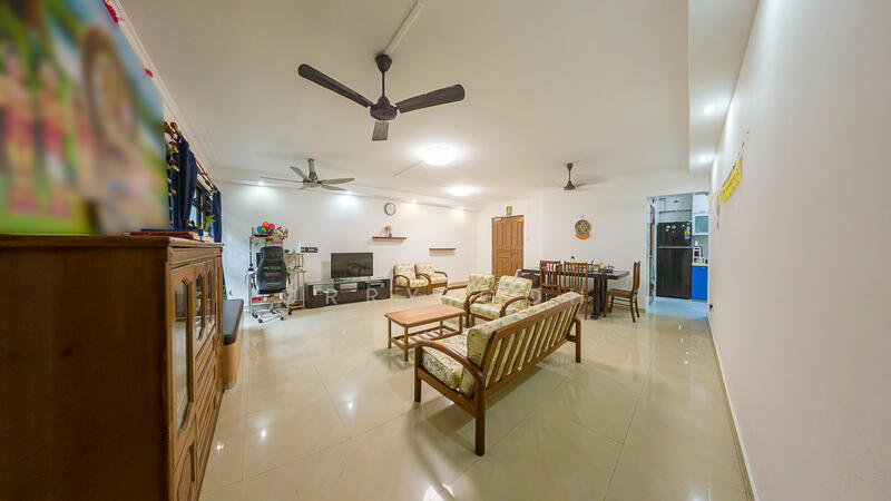 183C Rivervale Crescent HDB Flat For Sale at S$ 600,000 | PropertyGuru Singapore - Living Room