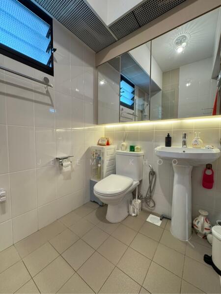 For Sale - 418B Fernvale Link