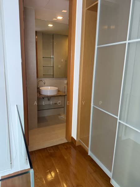 Strata, 1 Essex Road, 2 Bedrooms, 1,055 sqft, Apartment For Sale, by Alice Yap, 60199796 - Bathroom - PropertyGuru.com.sg