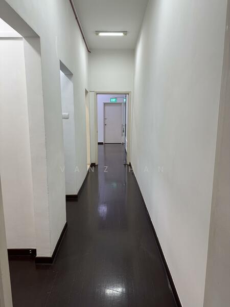 61 tras street, Tras street, 1,730 sqft, Other Retail For Rent, by Vanz Han, 60199882 - Hallway - CommercialGuru.com.sg