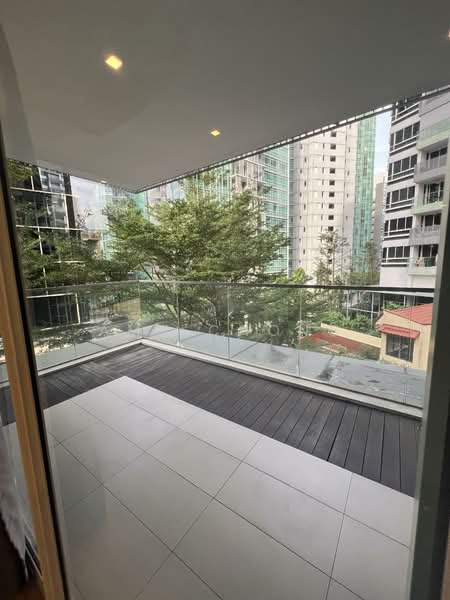 The Peak @ Cairnhill II, 61 Cairnhill Circle, 2 Bedrooms, 904 sqft, Condominium For Rent, by Amy Chong, 60200015 - Balcony - PropertyGuru.com.sg