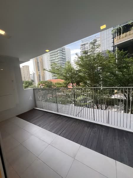 The Peak @ Cairnhill II, 61 Cairnhill Circle, 2 Bedrooms, 904 sqft, Condominium For Rent, by Amy Chong, 60200015 - Balcony - PropertyGuru.com.sg