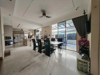 For Sale - Reno 3 Storey Corner-T @ Yio Chu Kang/Sunrise Villas/Sunrise Place/Sunrise Way/Surnise Close