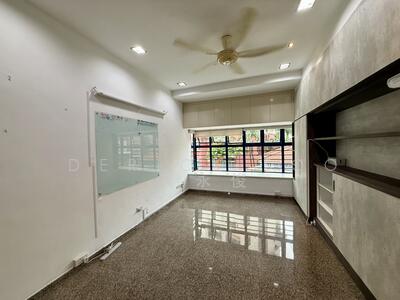 For Rent - Nineteen Shelford