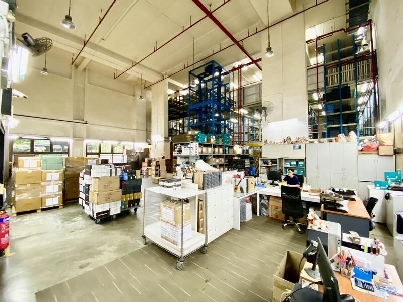 Ground Level Fitted Warehouse Near Tai Seng MRT!, , 12,685 sqft, Warehouse For Rent, by Lance Lim, 60200405 - CommercialGuru.com.sg