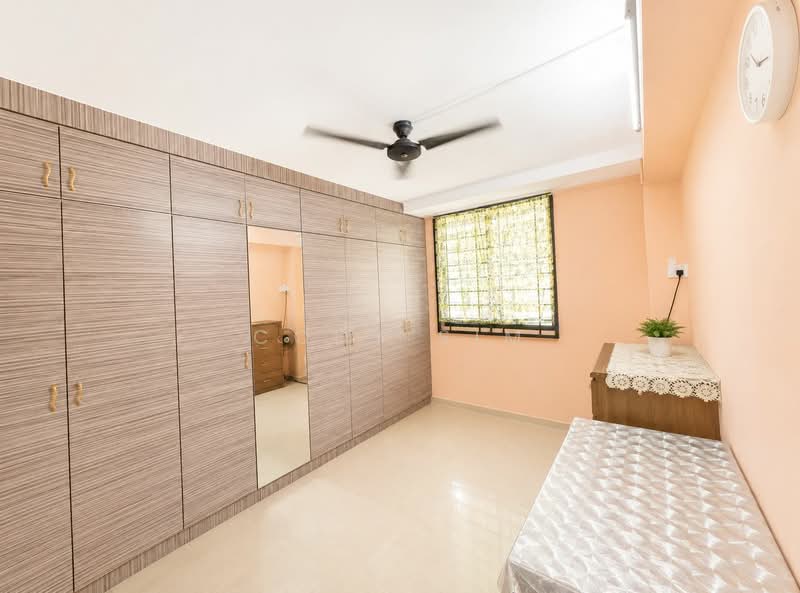 18 Eunos Crescent, 18 Eunos Crescent, 2 Bedrooms, 635 sqft, HDB Flat For Sale, by Cody Sim, 60200406 - Bedroom - PropertyGuru.com.sg